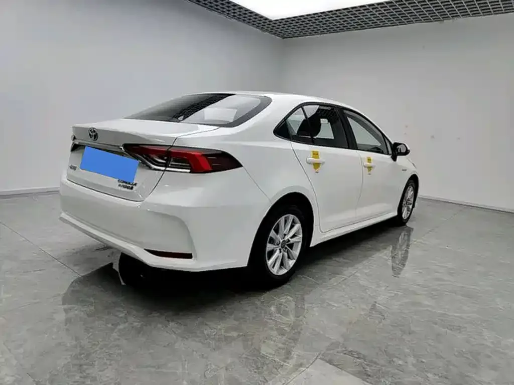 Toyota Corolla 2023 из CN, фото 6