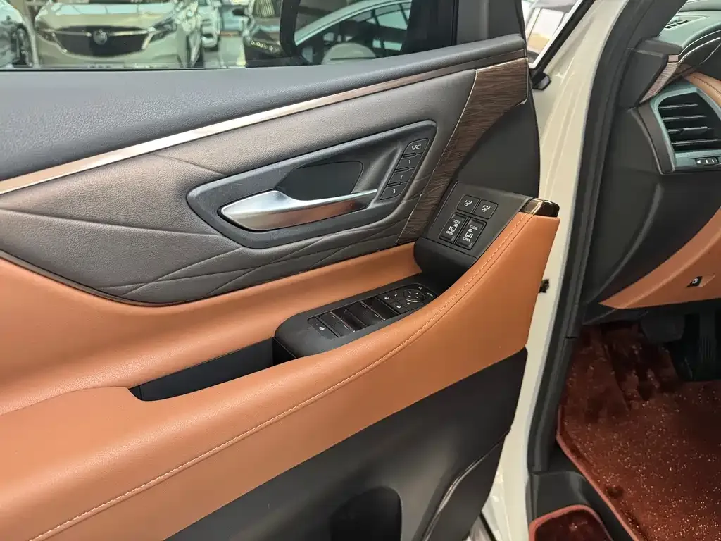Toyota Vellfire 2024 из CN, фото 5