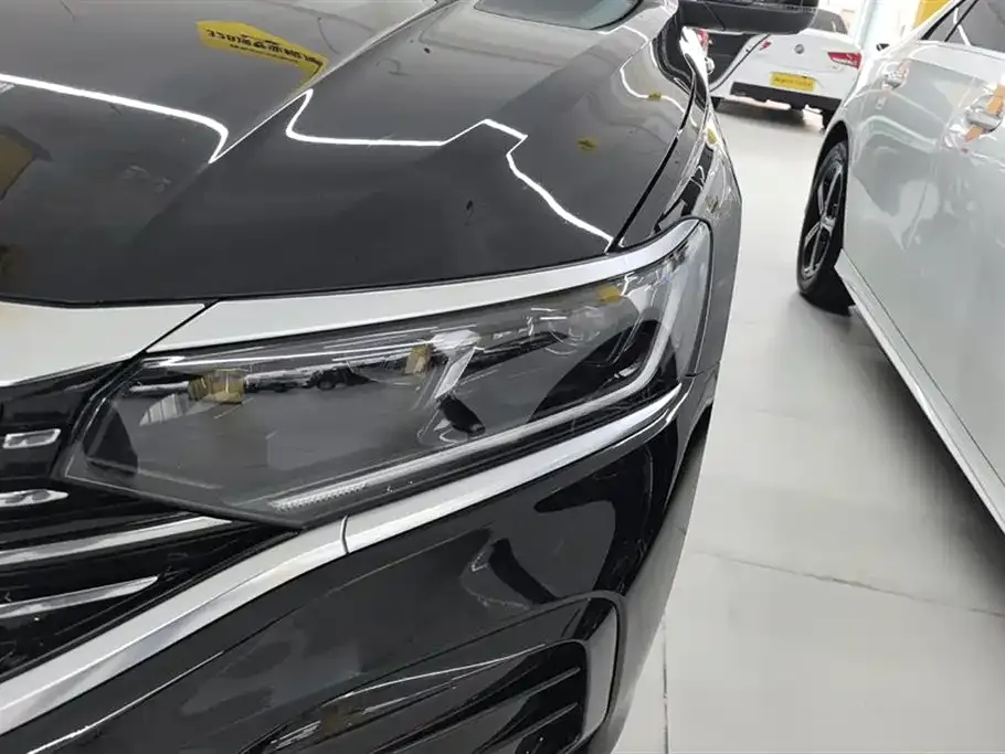 Volkswagen Passat 2022 из CN, фото 4