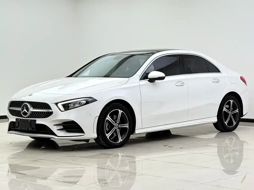 Mercedes-Benz A-Class 2024 из CN, фото 1