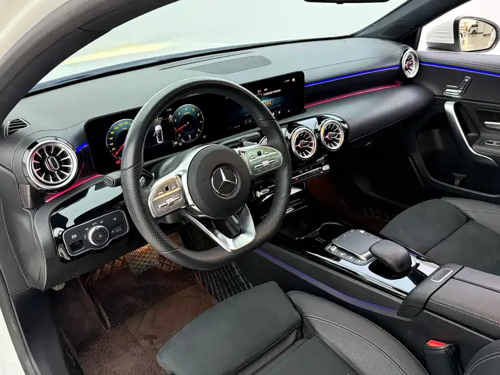 Mercedes-Benz A-Class 2024 из CN, фото 6