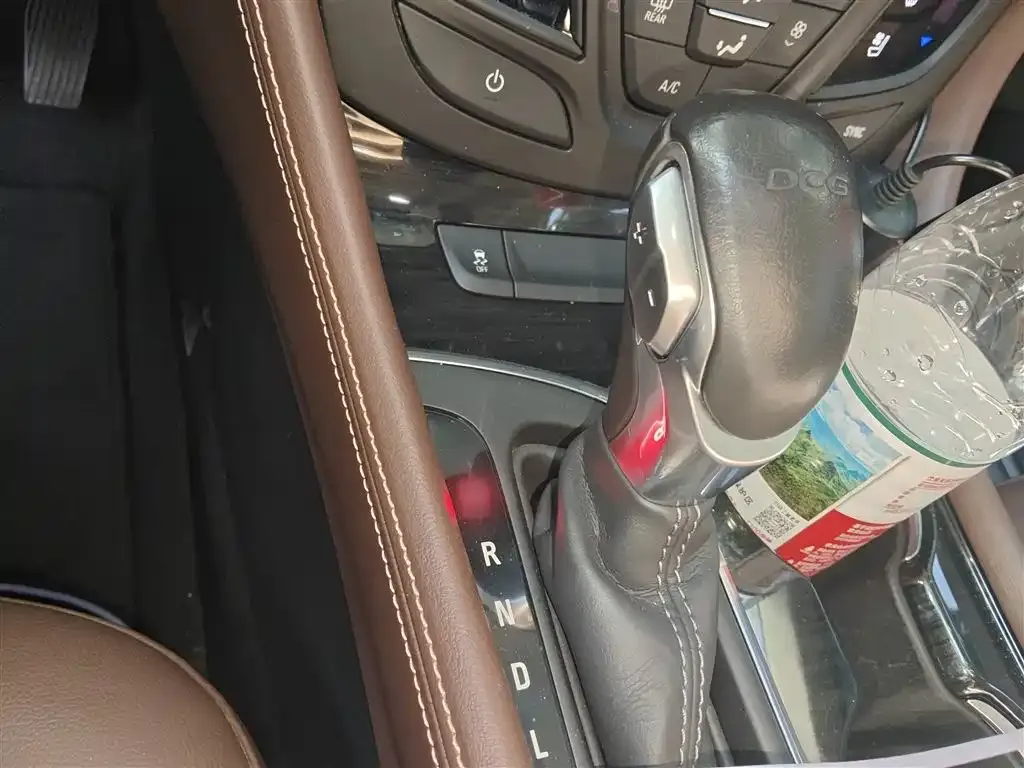 Buick Envision Plus — фото 2