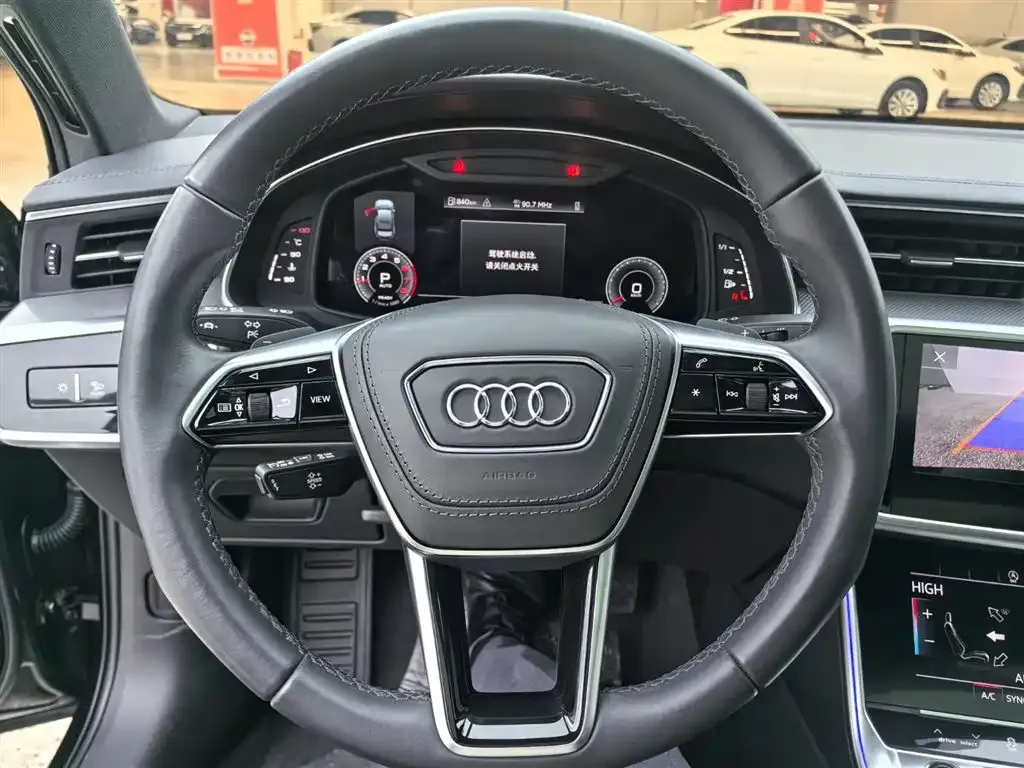 Audi A6L 2025 из CN, фото 2