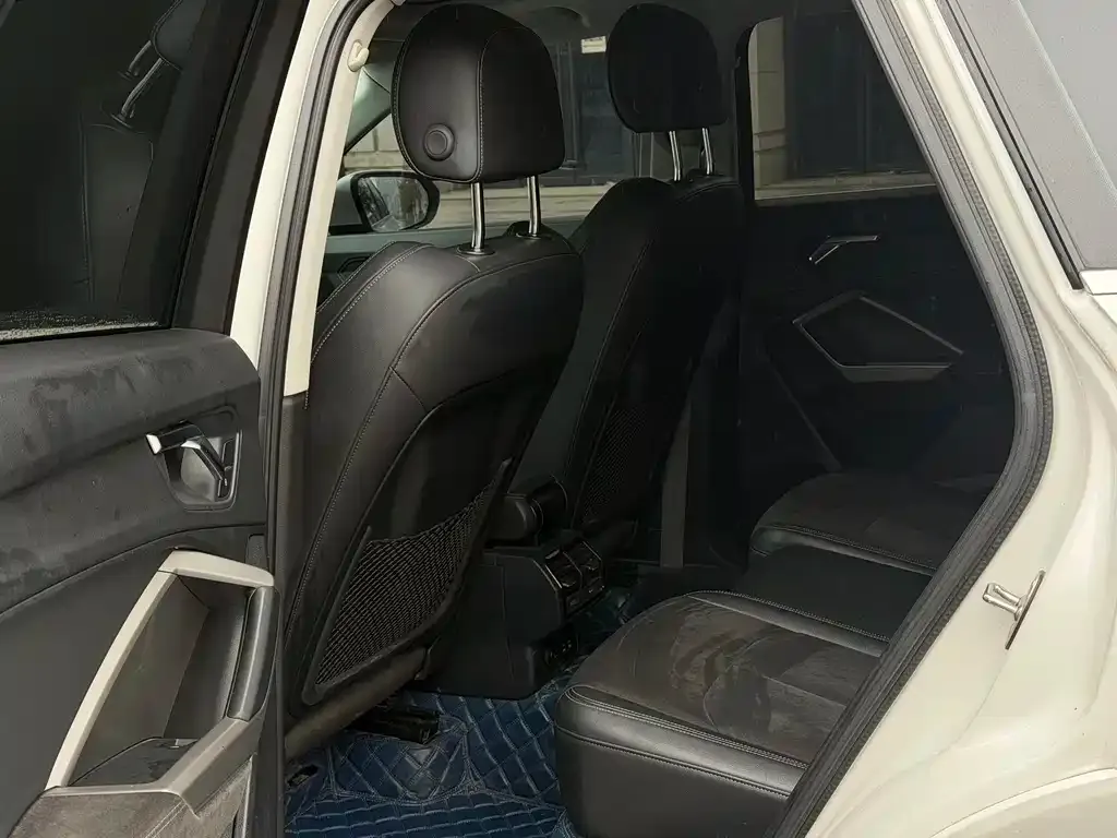 Audi Q3 2021 из CN, фото 5