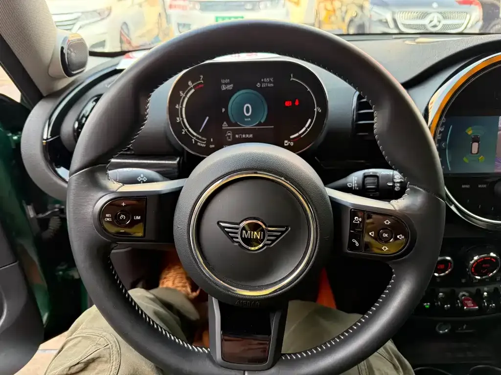 MINI Clubman 2023 из CN, фото 3