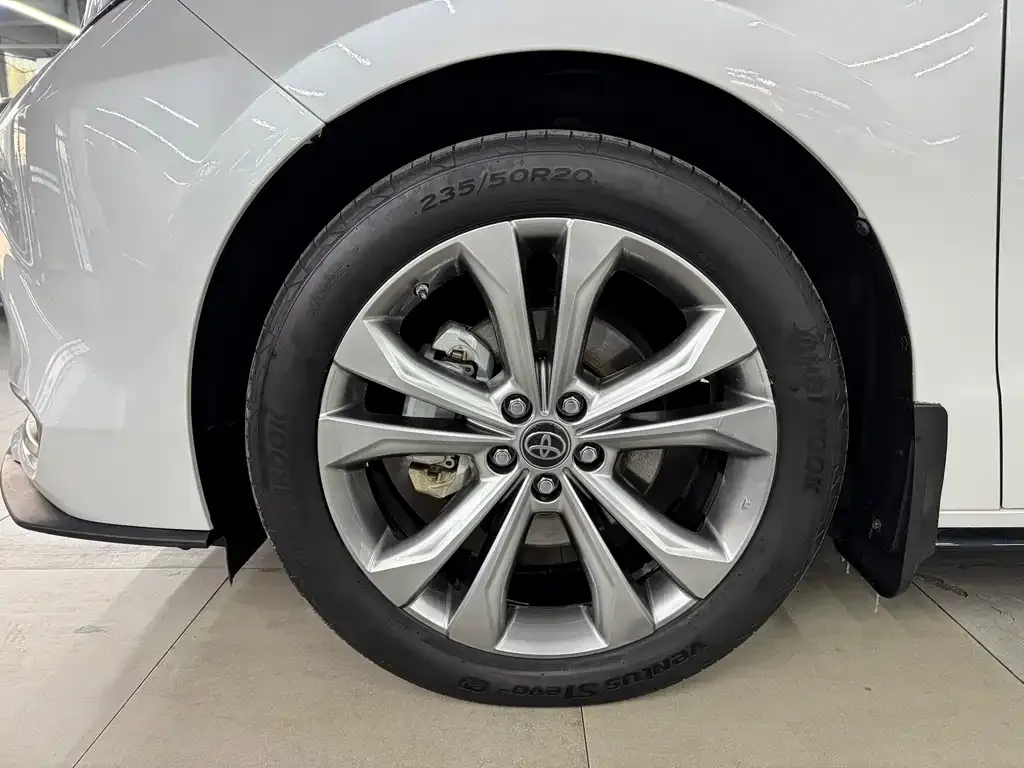 Toyota Sienna 2023 из CN, фото 6