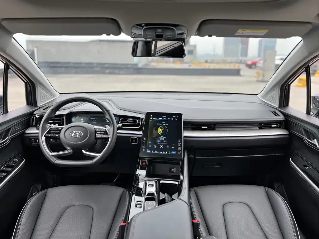 Hyundai Custo 2022 из CN, фото 6
