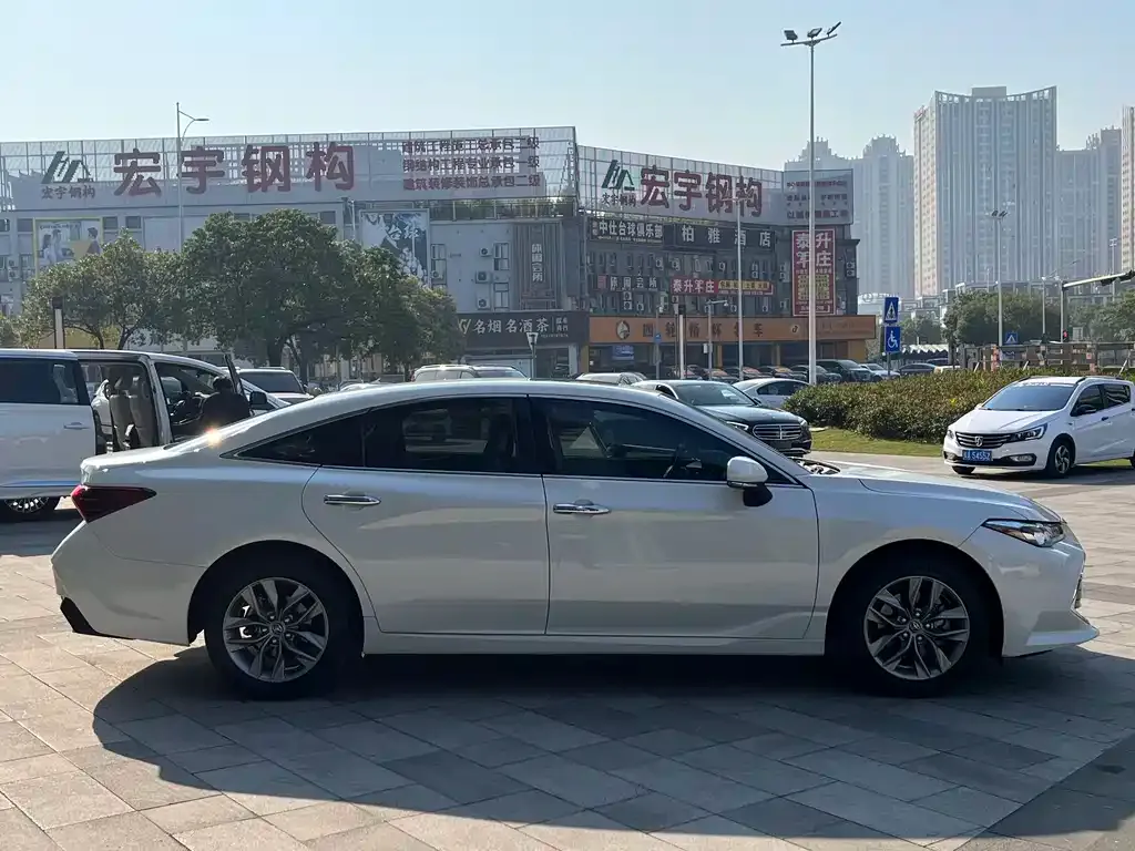 Toyota Avalon 2021 из CN, фото 5