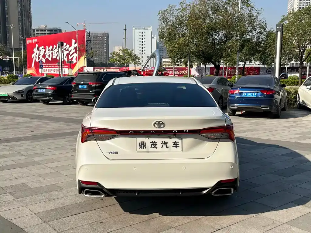 Toyota Avalon 2021 из CN, фото 10