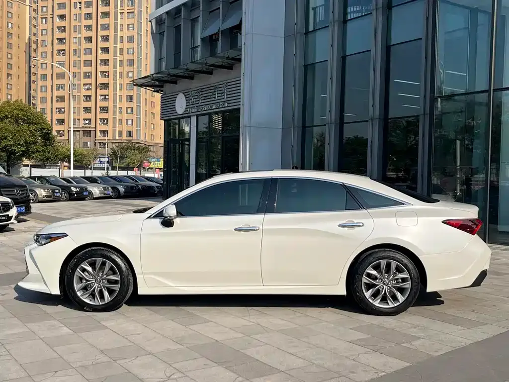 Toyota Avalon 2021 из CN, фото 7