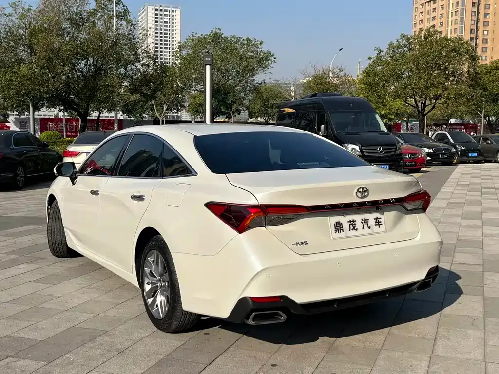 Toyota Avalon 2021 из CN, фото 8