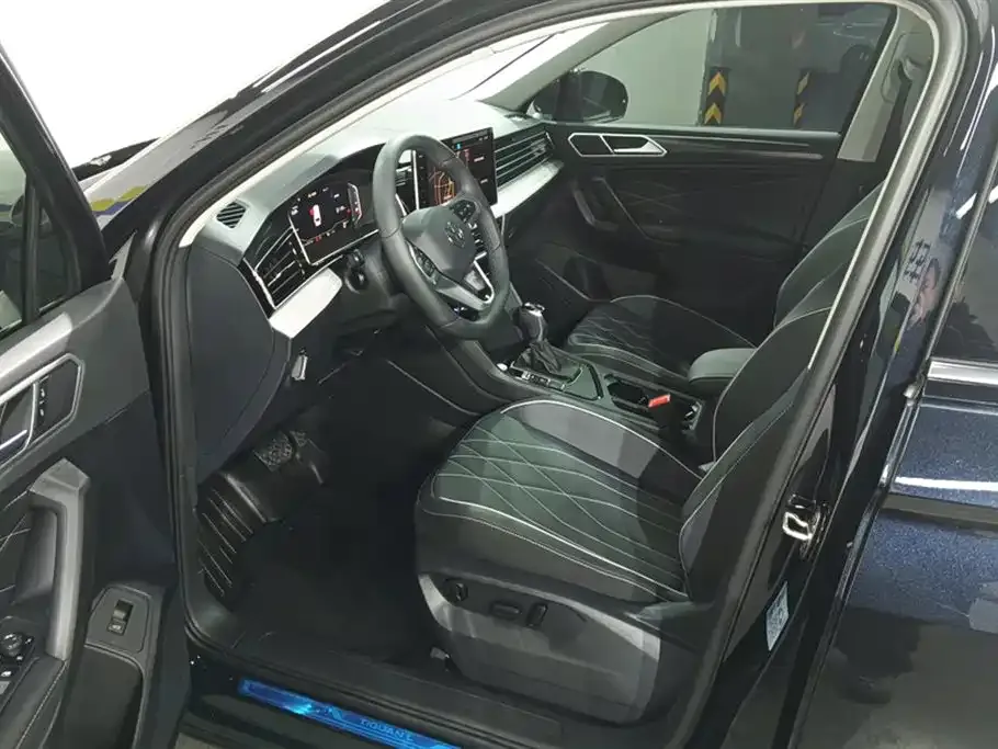 Volkswagen Tiguan L 2025 из CN, фото 8