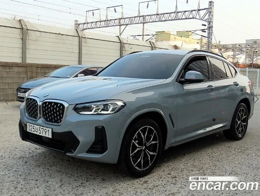BMW X4 2024 из KR, фото 7