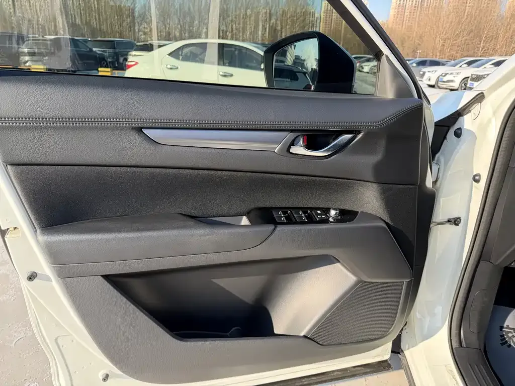 Mazda CX-5 2022 из CN, фото 10