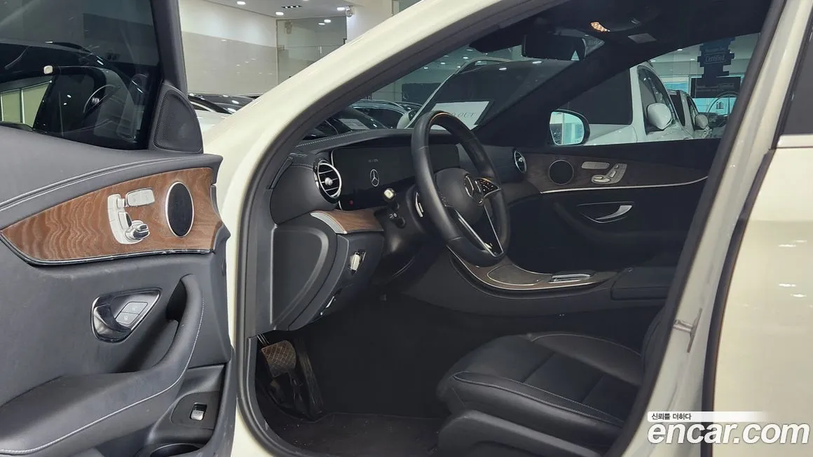 Mercedes-Benz E-Class 2022 из KR, фото 5
