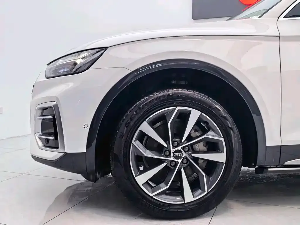 Audi Q5L 2022 из CN, фото 3