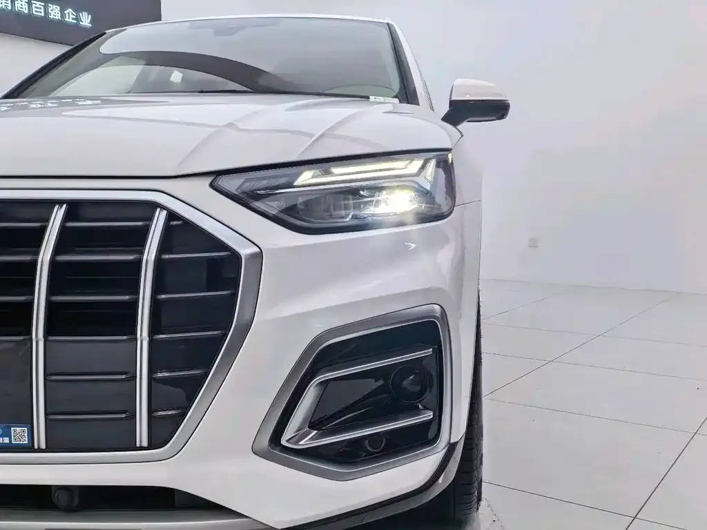 Audi Q5L 2022 из CN, фото 2
