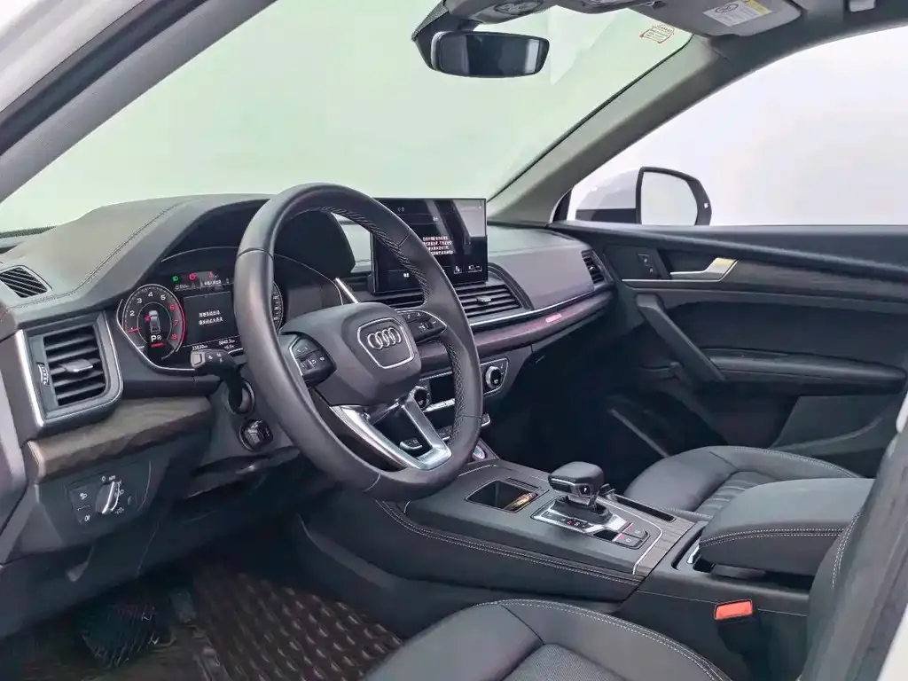 Audi Q5L 2022 из CN, фото 7