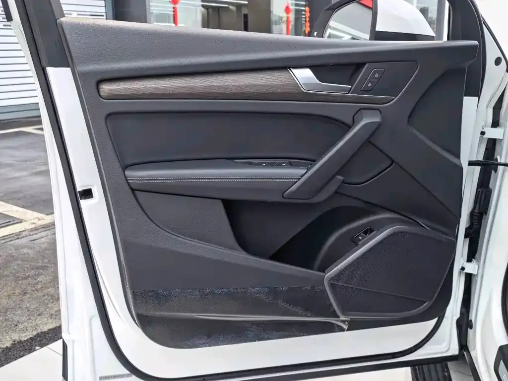 Audi Q5L 2022 из CN, фото 6