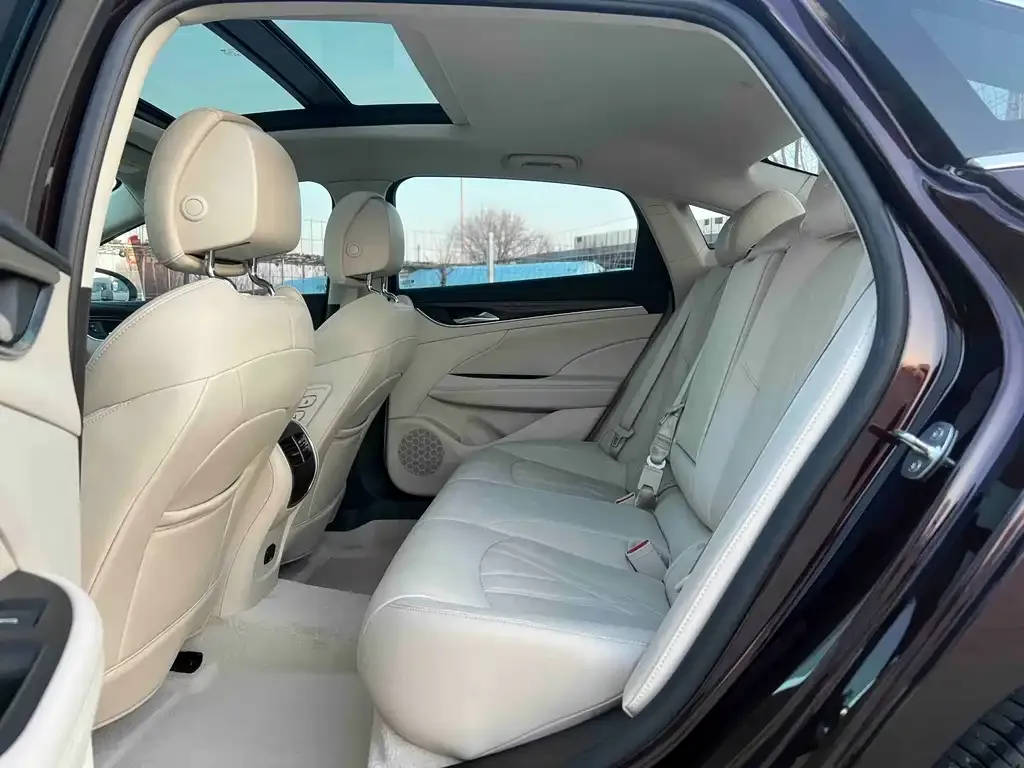 Buick LaCrosse 2022 из CN, фото 2