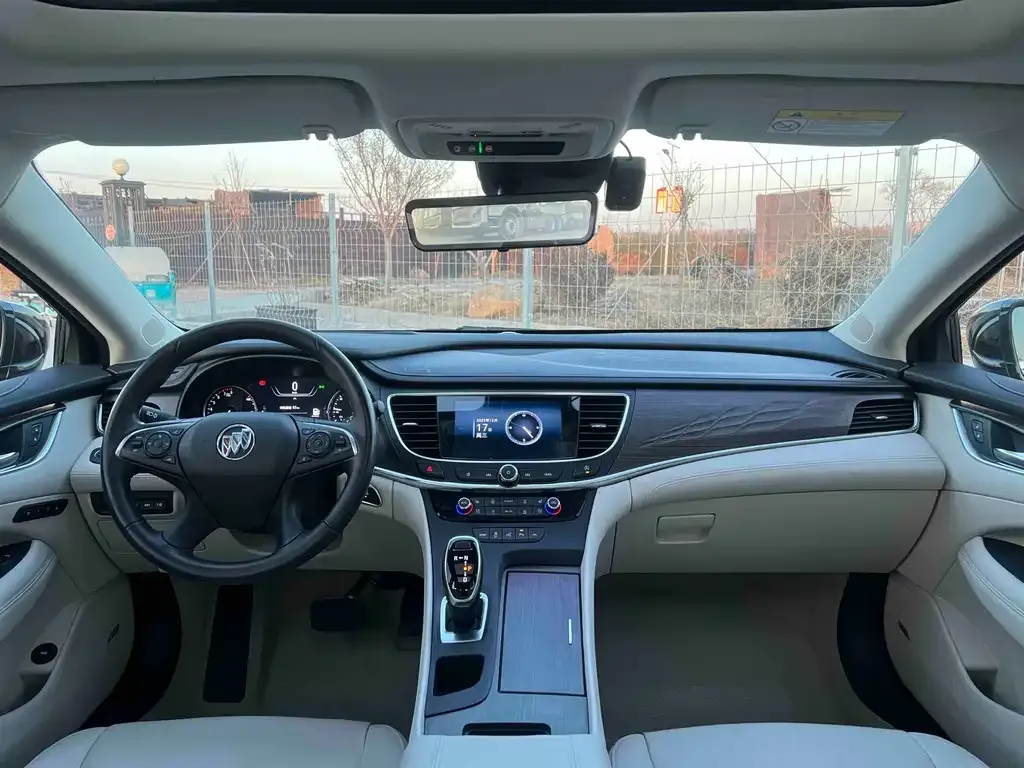 Buick LaCrosse 2022 из CN, фото 3