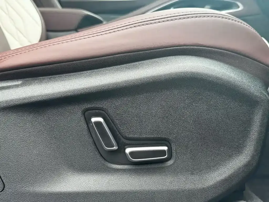 Geely Xingyue L 2022 из CN, фото 10