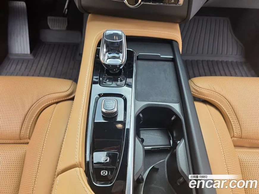 Volvo XC90 2023 из KR, фото 5