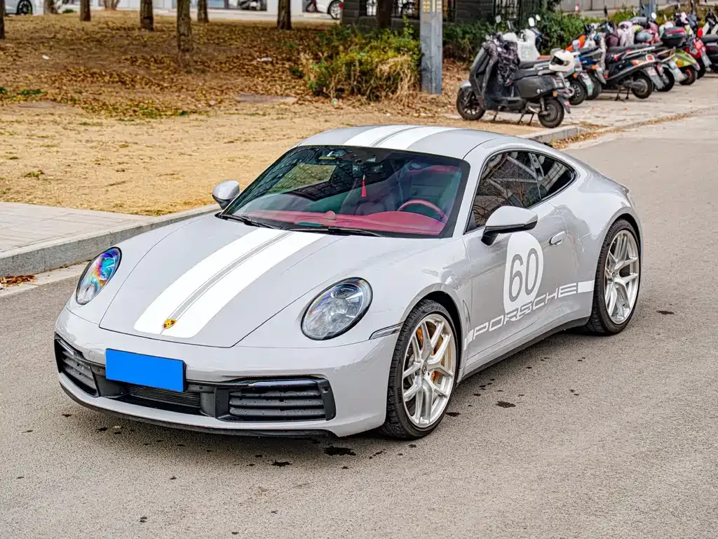 Porsche 911 2021 из CN, фото 1