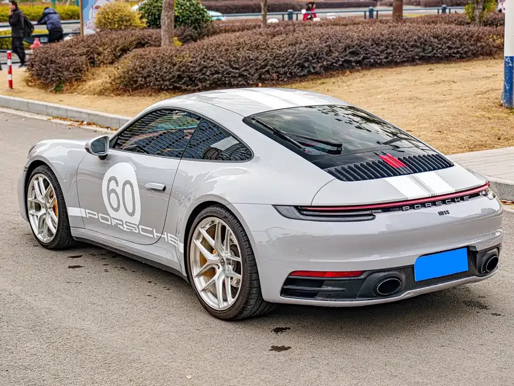 Porsche 911 2021 из CN, фото 3