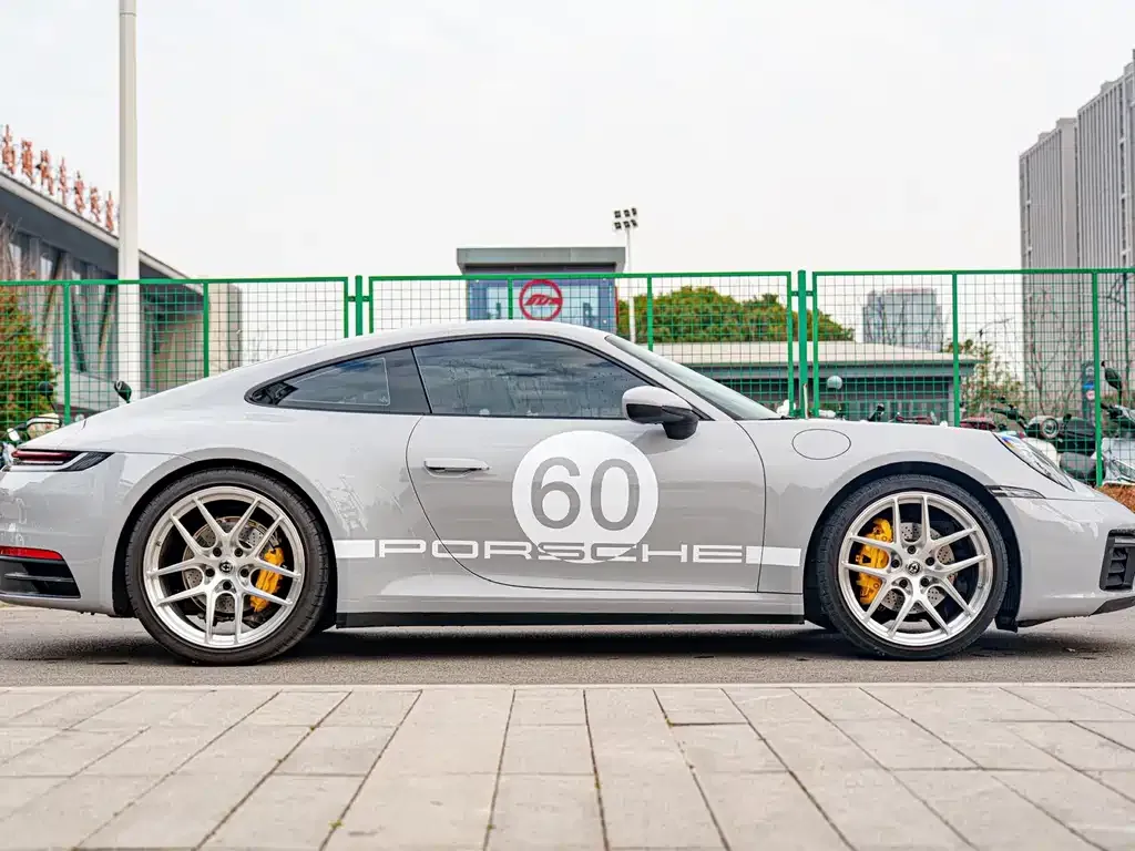 Porsche 911 2021 из CN, фото 2