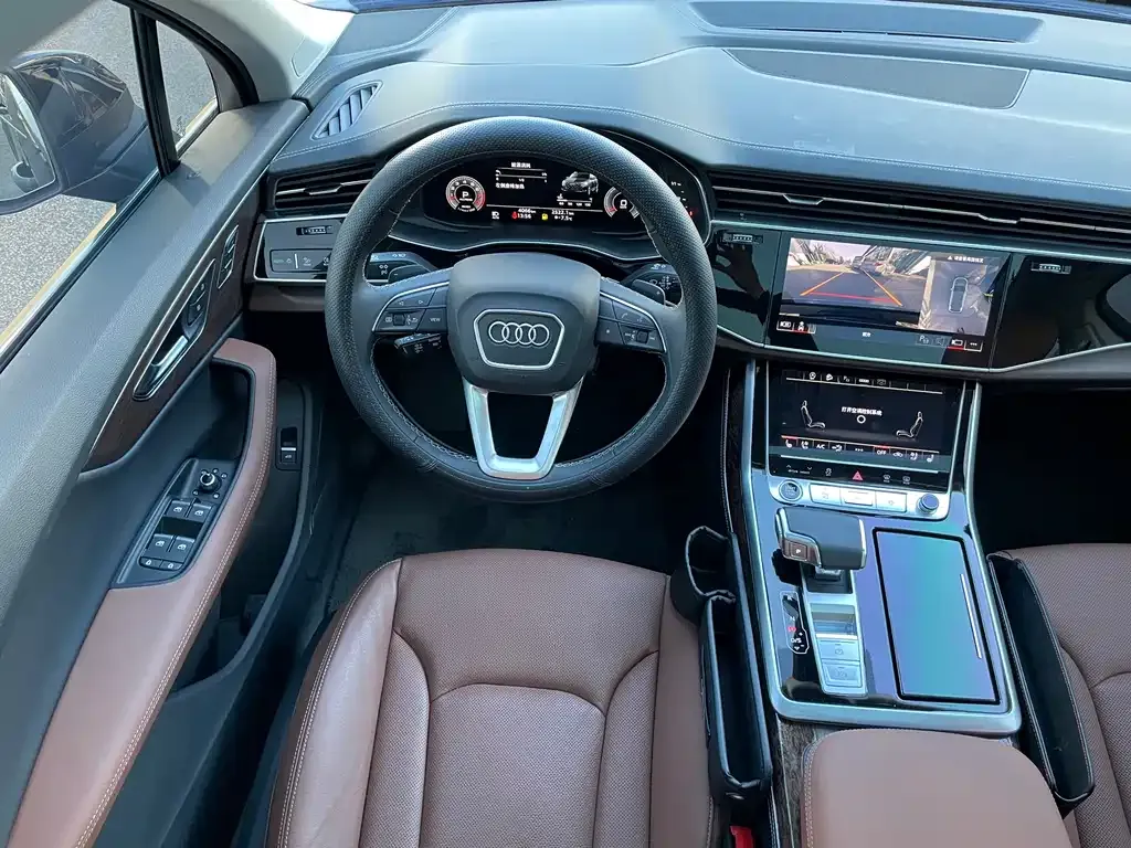 Audi Q7 2025 из CN, фото 2