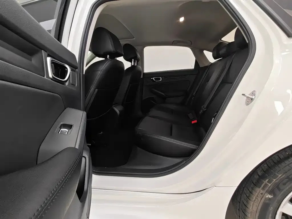 Honda Civic 2022 из CN, фото 5
