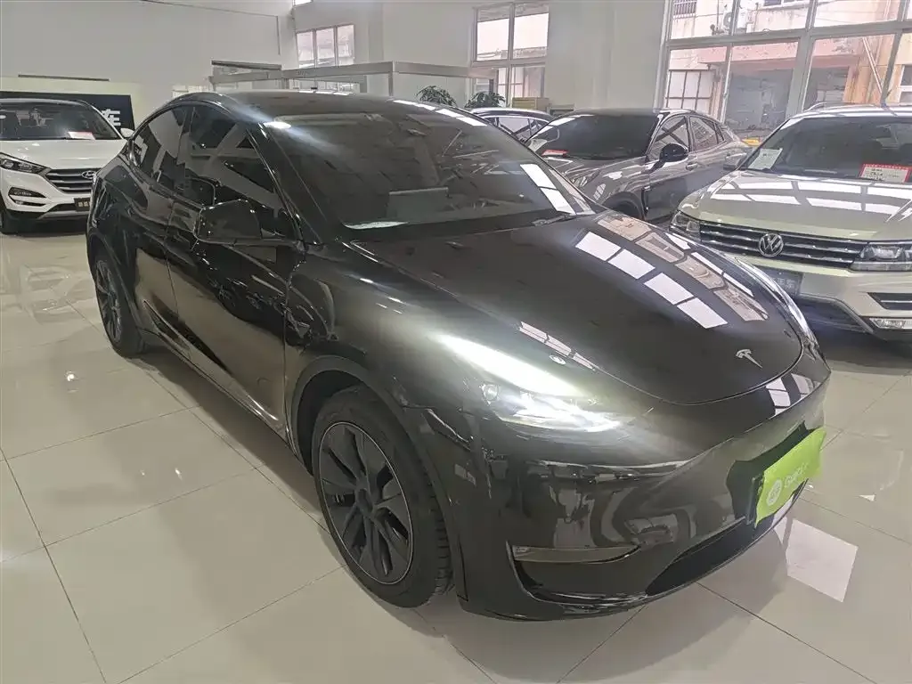 Tesla Model Y 2024 из CN, фото 5
