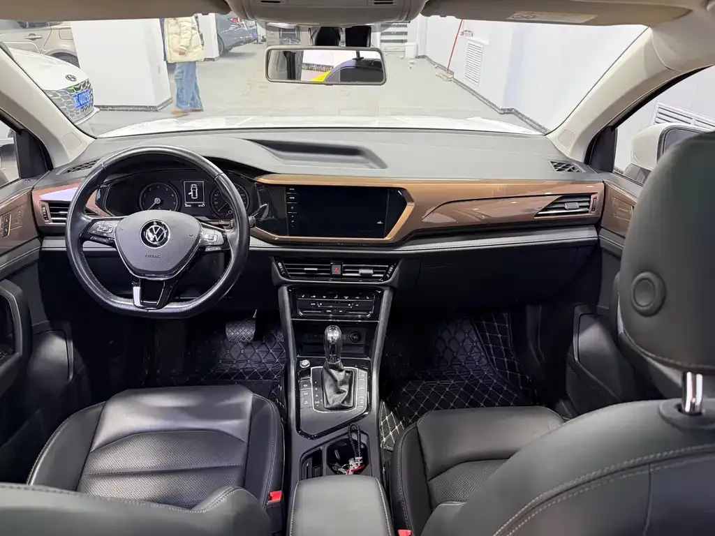 Volkswagen Tharu 2021 из CN, фото 8