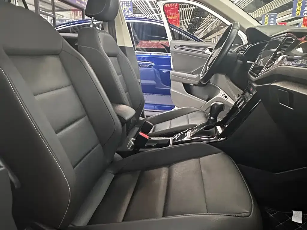 Volkswagen T-Roc 2021 из CN, фото 6