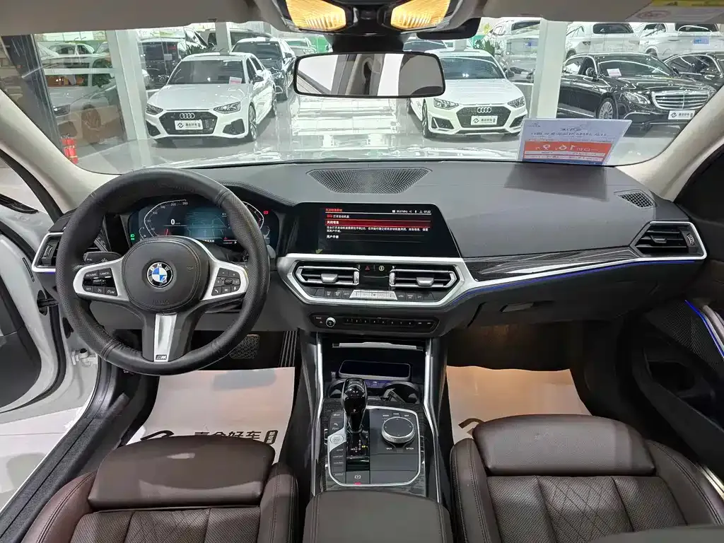 BMW 3 Series 2021 из CN, фото 9