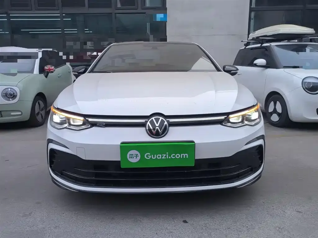 Volkswagen Golf 2023 из CN, фото 10