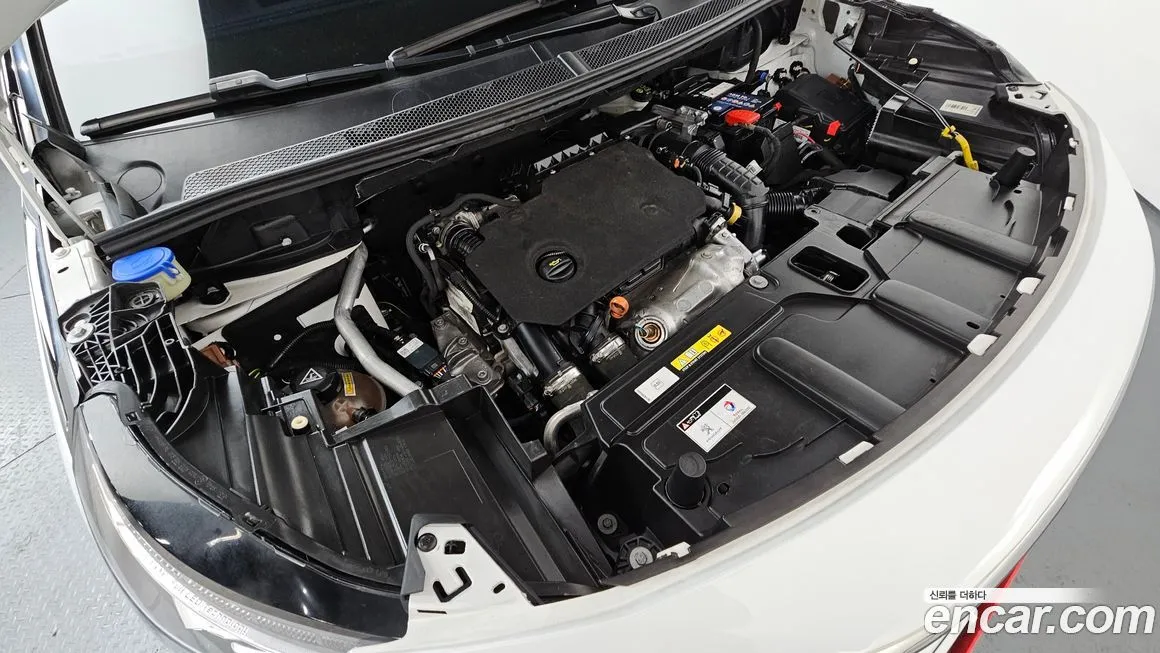 Peugeot 5008 2021 из KR, фото 10