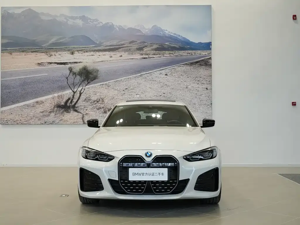 BMW i4 2023 из CN, фото 8
