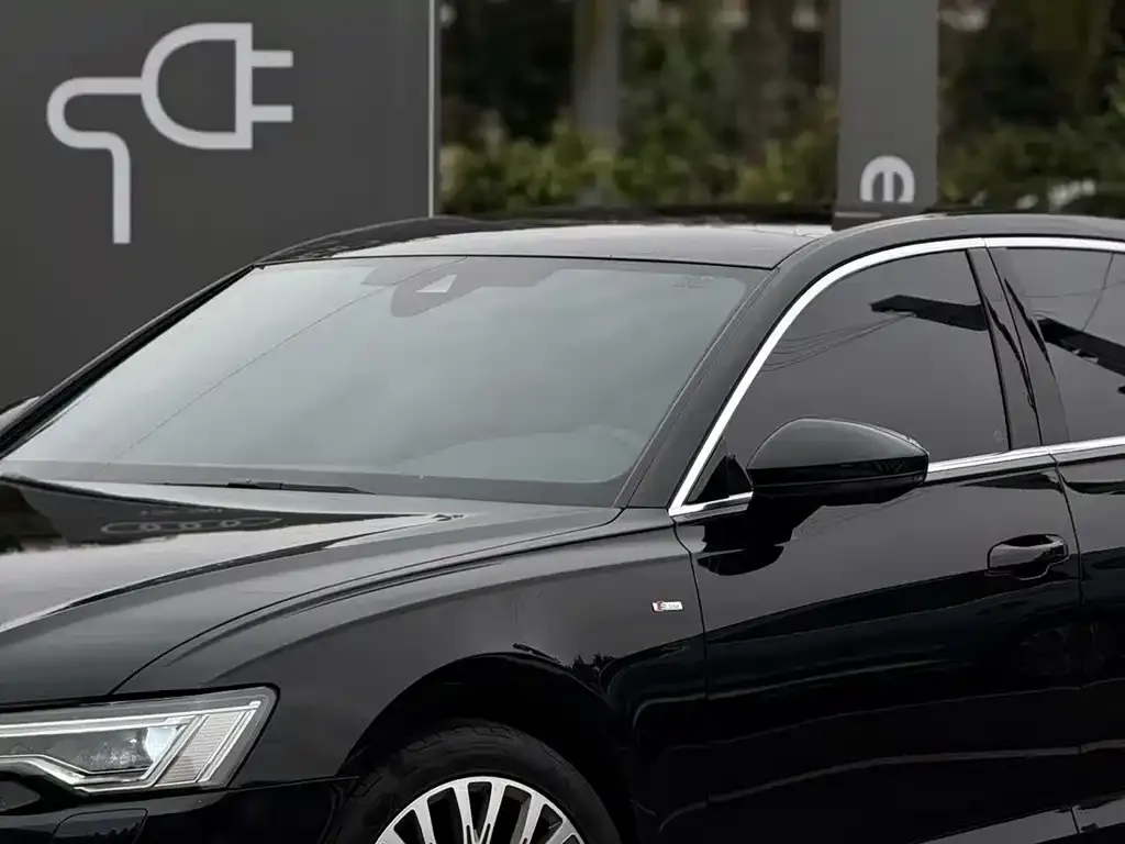 Audi A6L 2025 из CN, фото 5