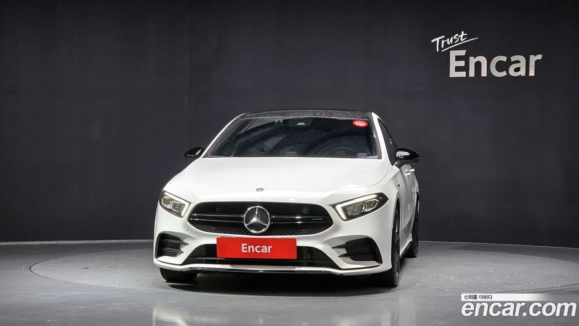 Mercedes-Benz A-Class — фото 9