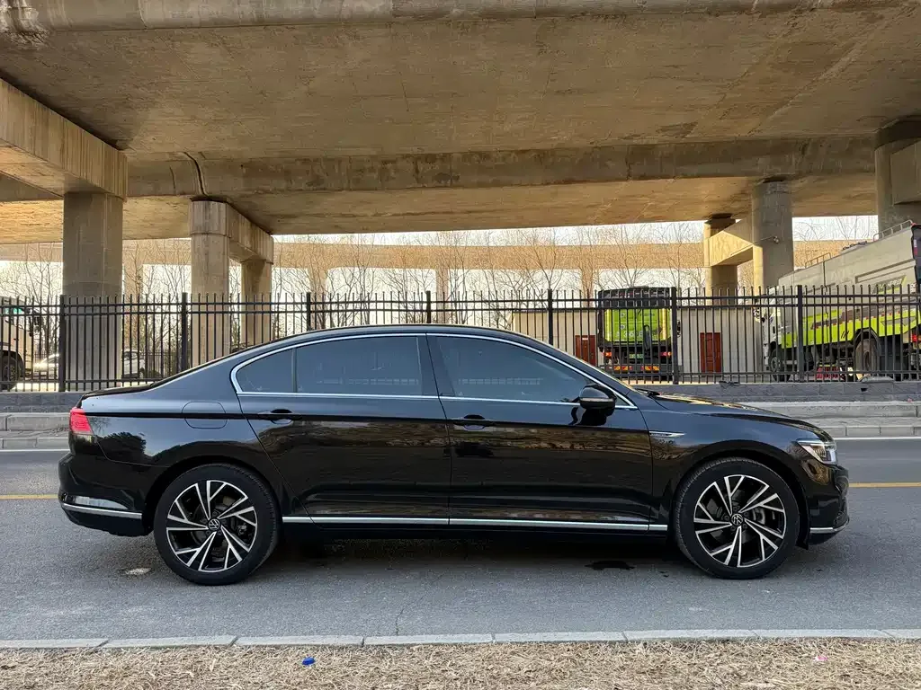 Volkswagen Magotan 2022 из CN, фото 4