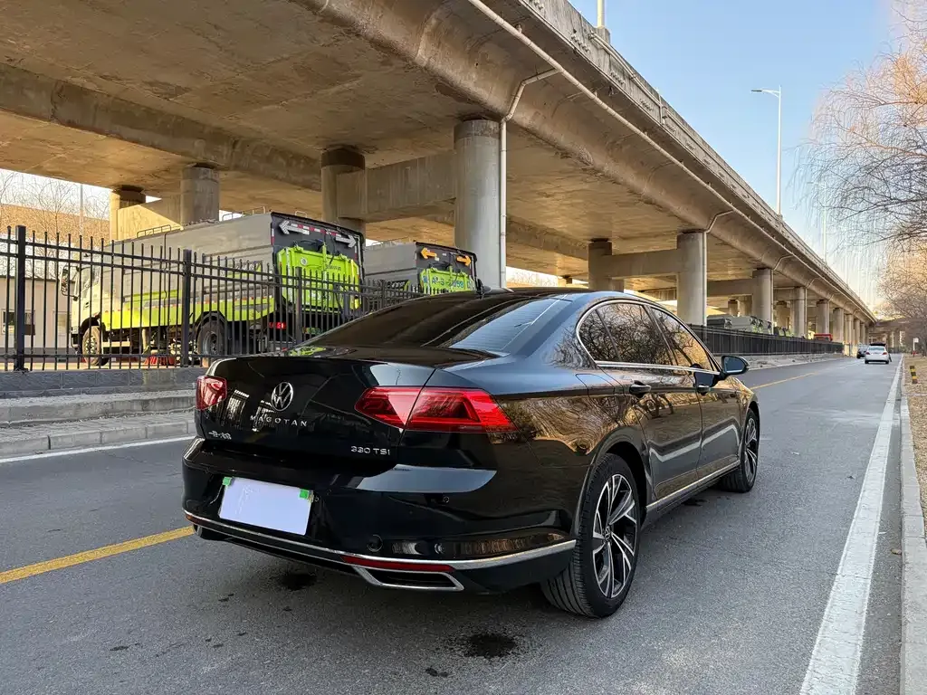 Volkswagen Magotan 2022 из CN, фото 6