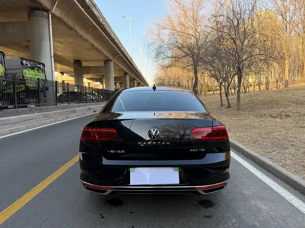 Volkswagen Magotan 2022 из CN, фото 8