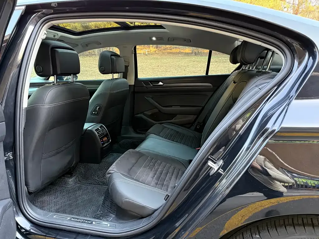 Volkswagen Magotan 2022 из CN, фото 9
