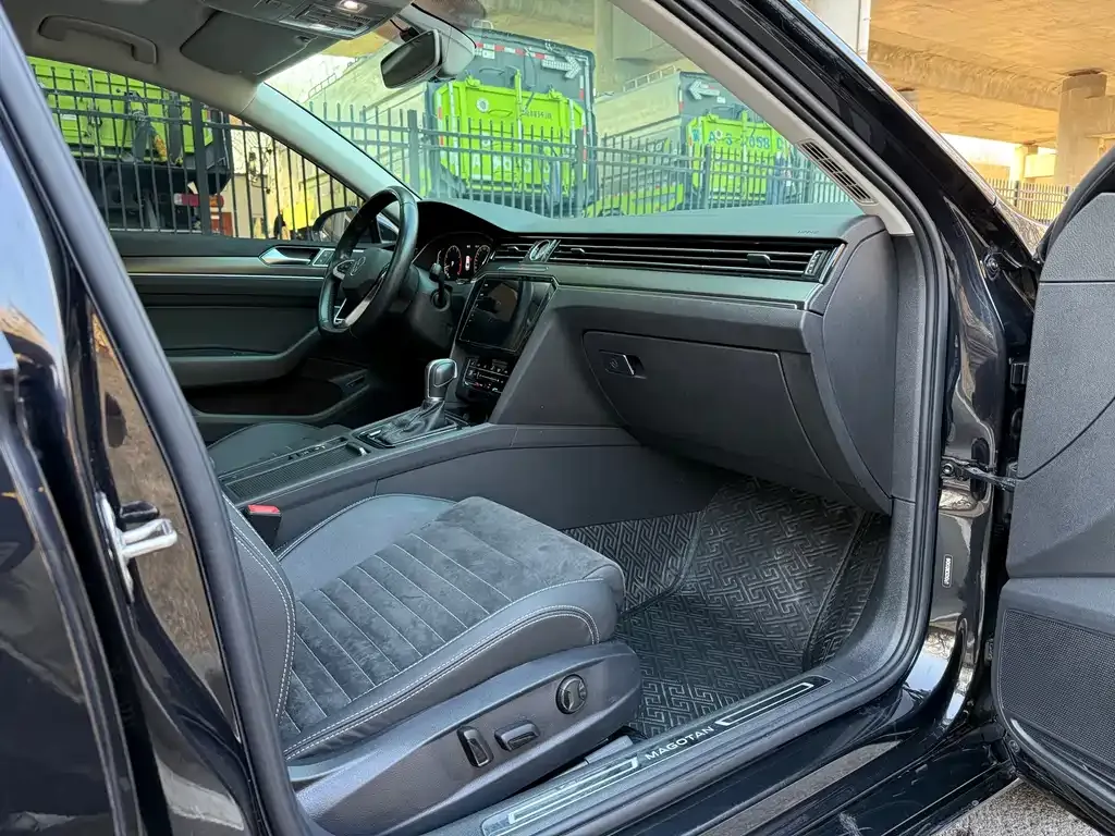 Volkswagen Magotan 2022 из CN, фото 5