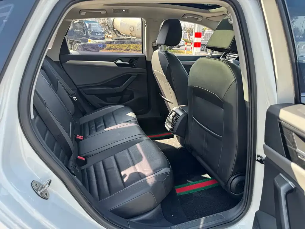 Volkswagen Sagitar 2021 из CN, фото 4
