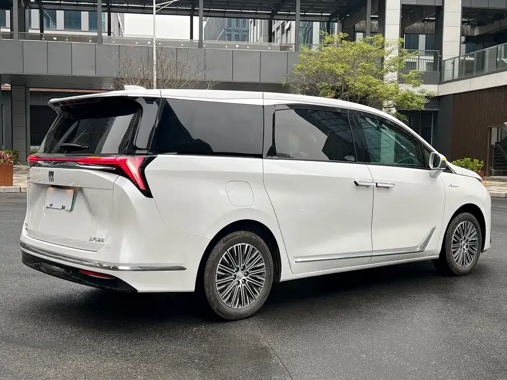 Buick GL8 Hybrid 2025 из CN, фото 5