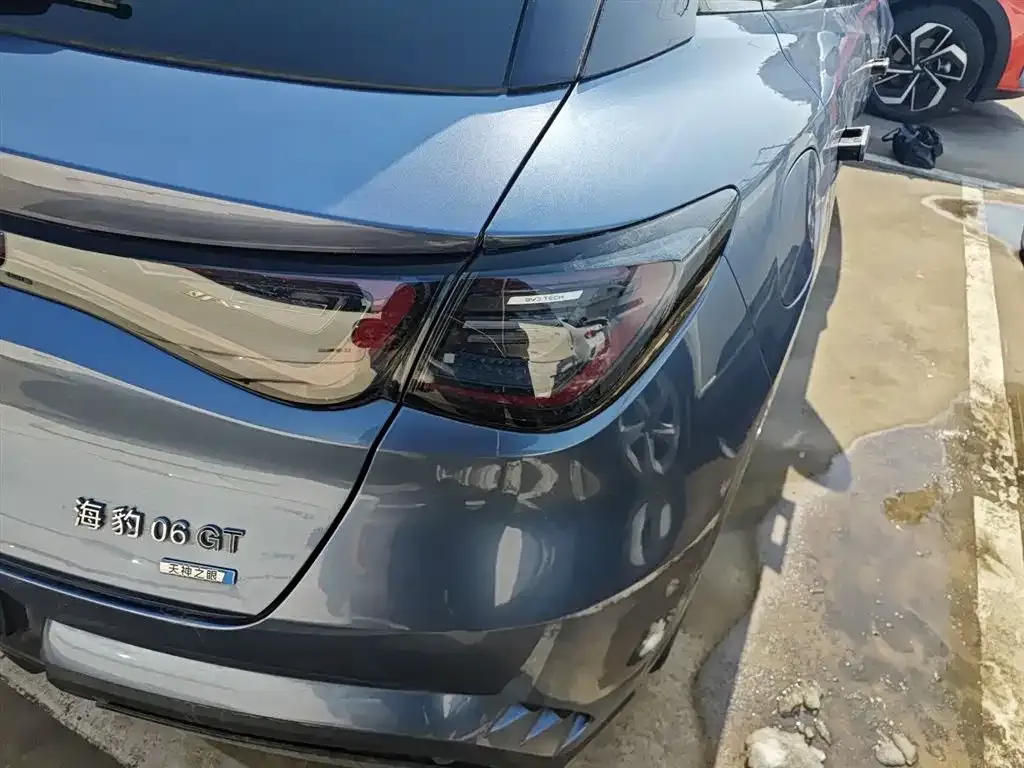 BYD Seal 06GT — фото 8