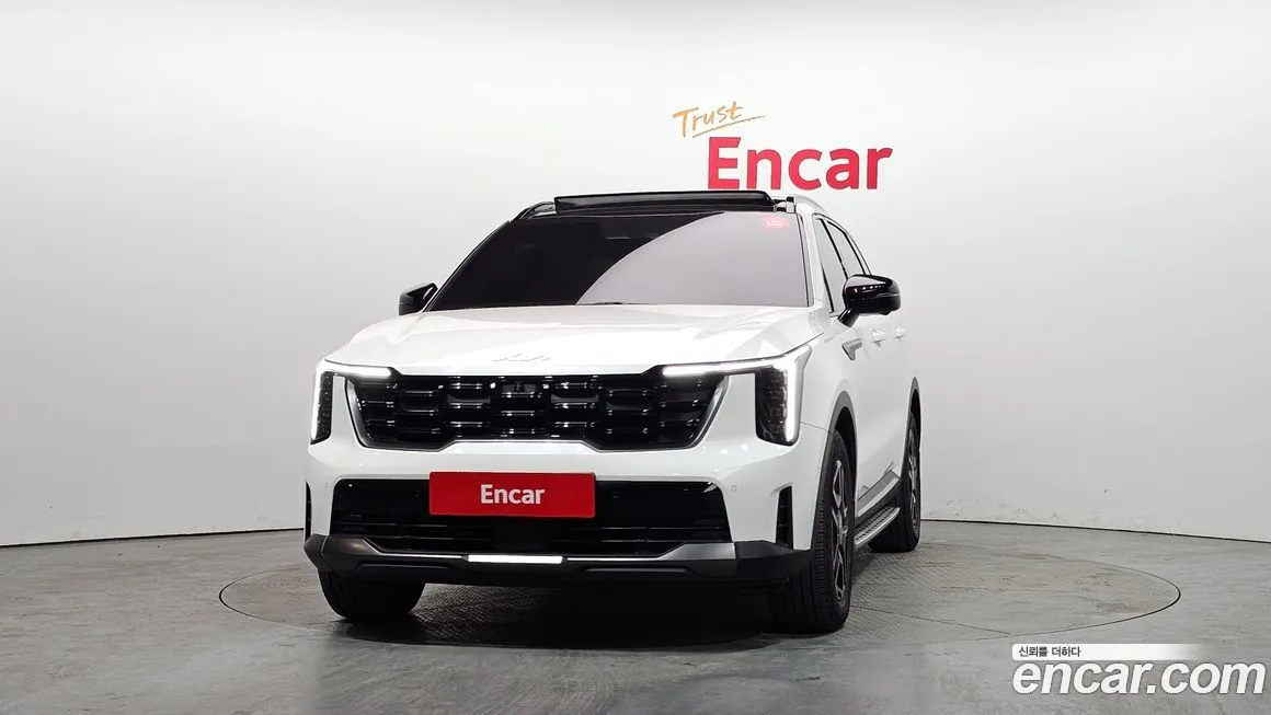 Kia Sorento — фото 8
